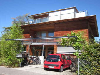 Neubau Zweifamilienhaus in Binningen, 2003